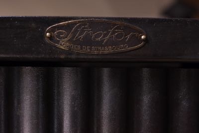 logo laiton strafor 1920